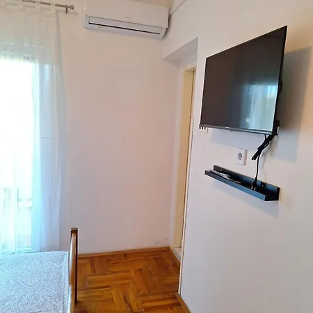 Gabi Apartment *